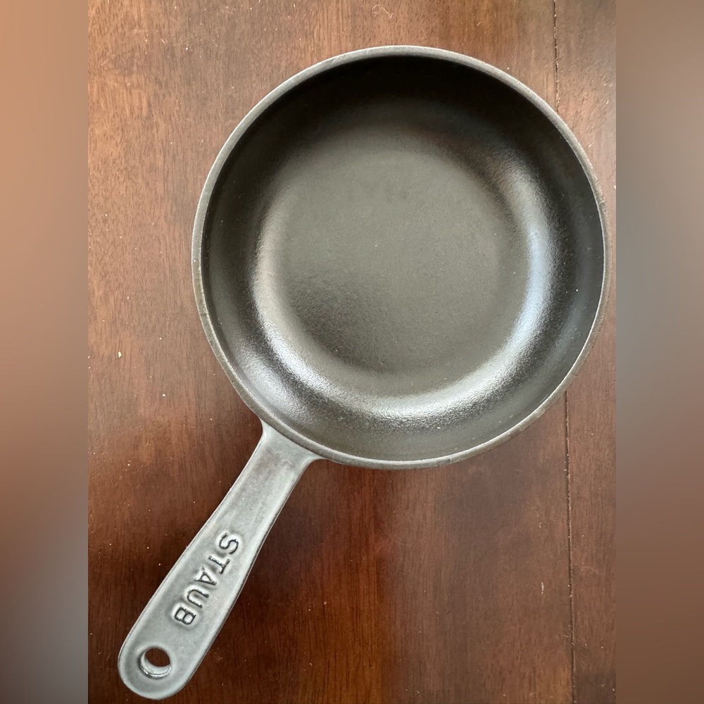 Staub Graphite Gray Cast Iron Skillet